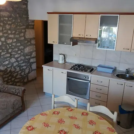 Apartments With Wifi Sutivan, Brac - 750 *