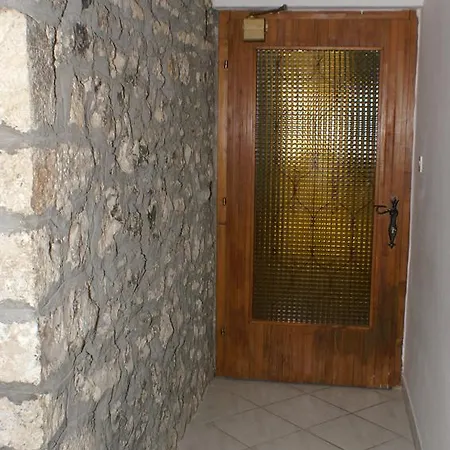 Apartment Apartments With Wifi Sutivan, Brac - 750 *