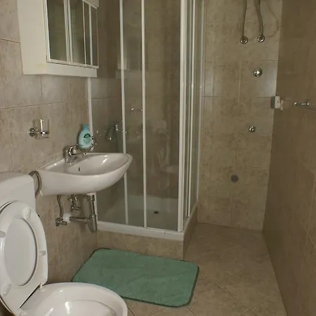 Apartments With Wifi Sutivan, Brac - 750 Apartment *