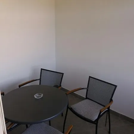 Apartment Apartments With Wifi Sutivan, Brac - 750