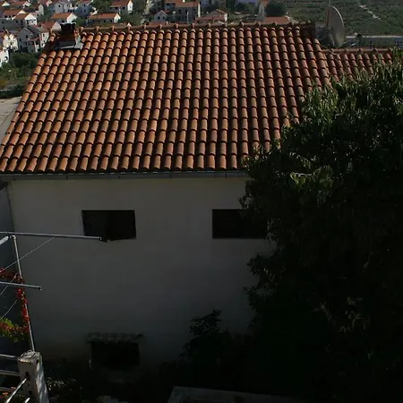 Apartment Apartments With Wifi Sutivan, Brac - 750