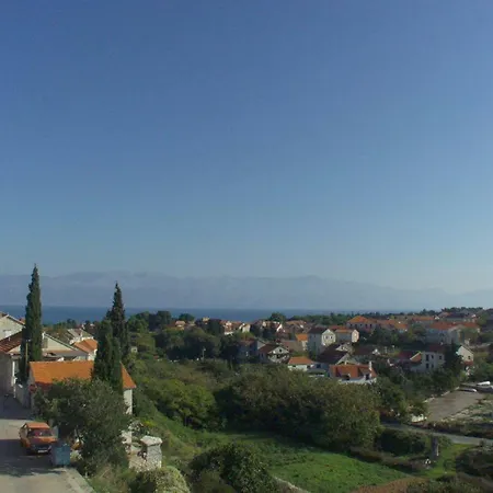 Apartments With Wifi Sutivan, Brac - 750 Sutivan