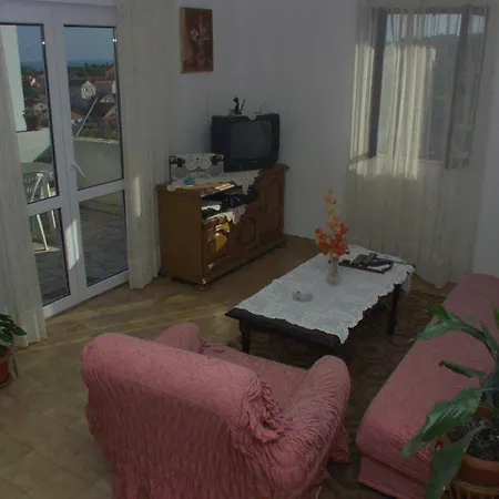 Apartments With Wifi Sutivan, Brac - 750 Apartment